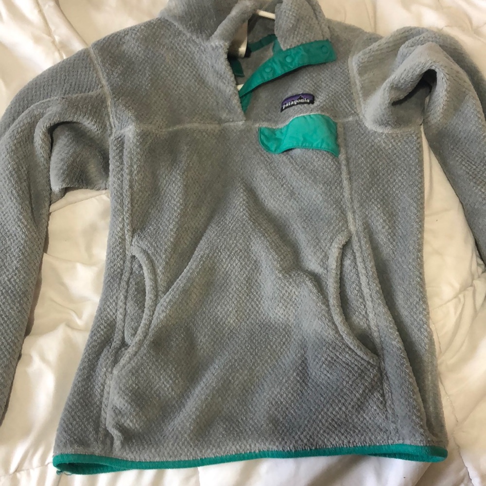 Grey Patagonia fleece